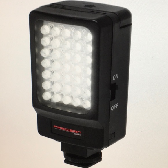 LED Video Light & Bracket - Picture 8 of 8